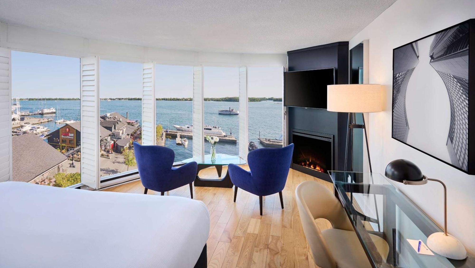 Radisson Blu Toronto Downtown Hotel Exterior photo