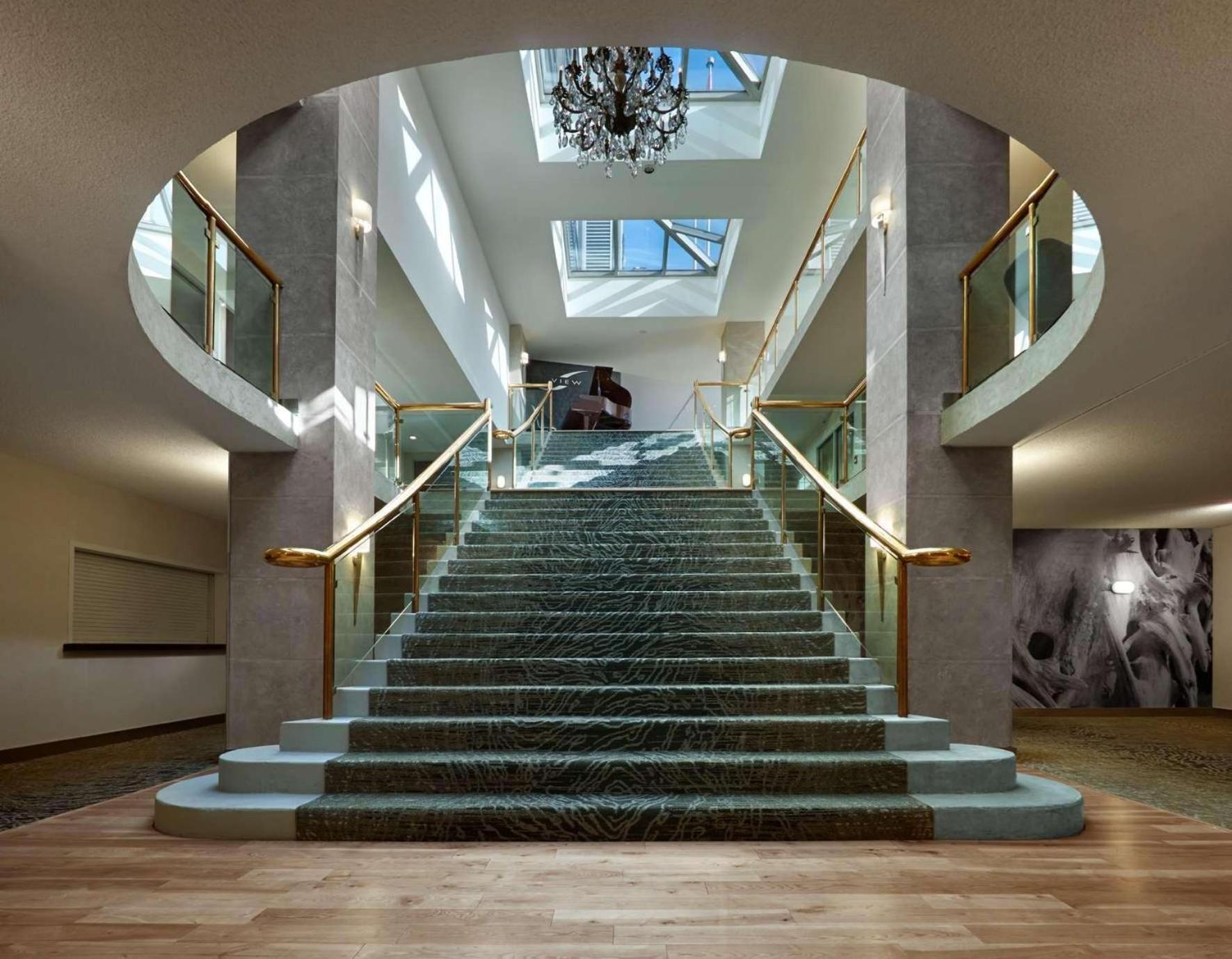 Radisson Blu Toronto Downtown Hotel Exterior photo